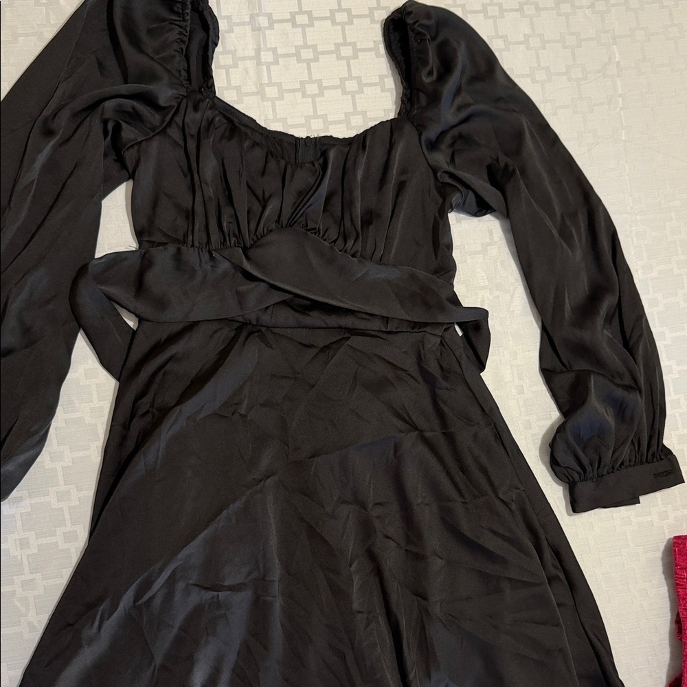 Elegant Black Long Sleeve Dress